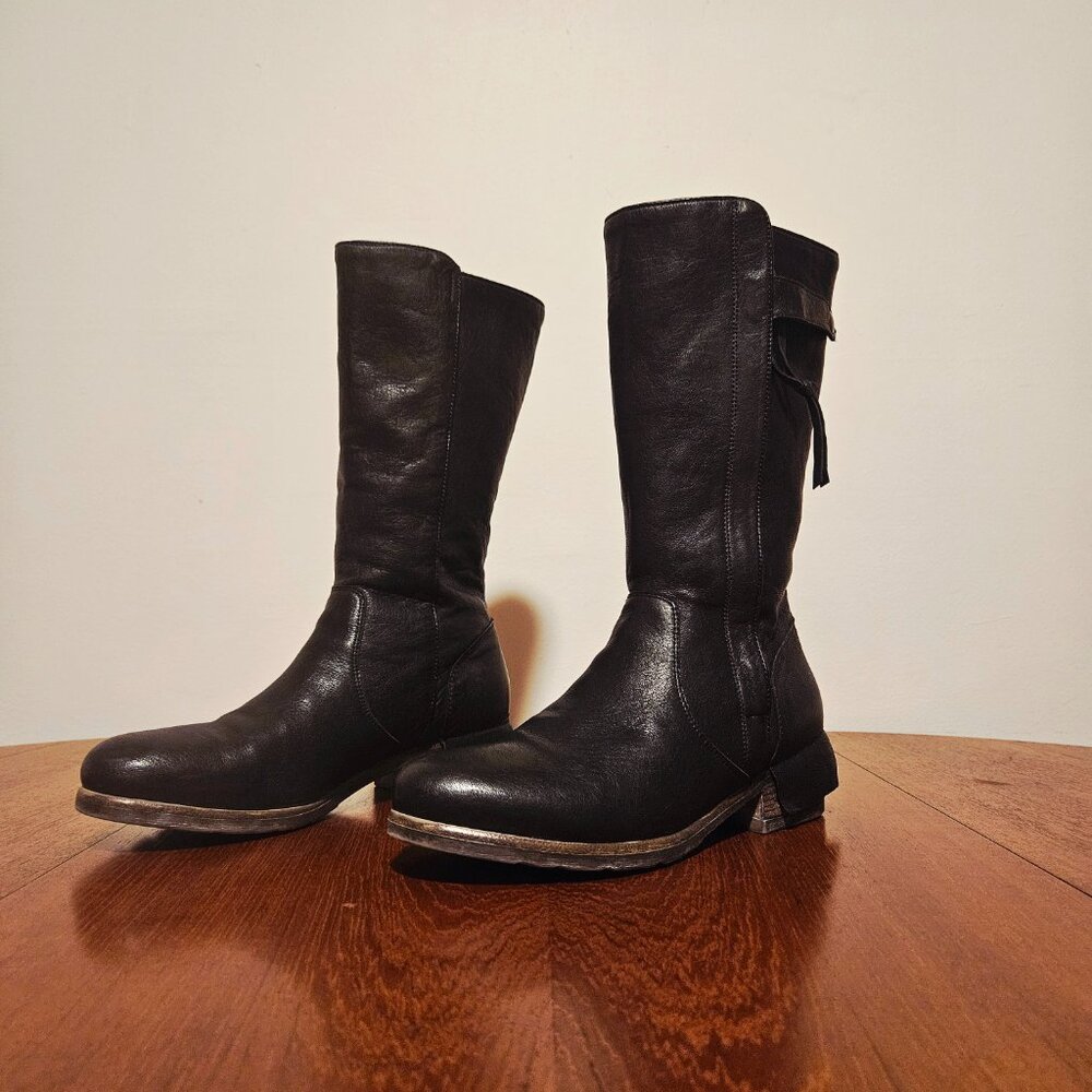RARE - UGG COLLECTION ENNA MOTO BOOT (black) – BRAND NEW!!!